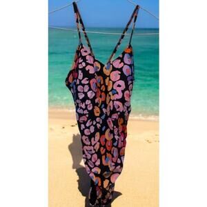 New Women's Floral Pink Purple One Piece Swimsuit Summerwear Size Small